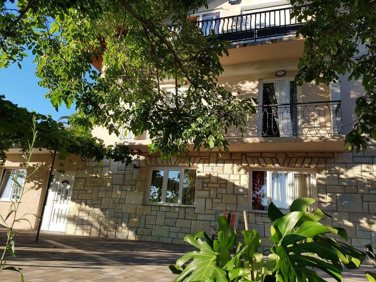 Apartments Olivera Supetarska Draga Kültér fotó