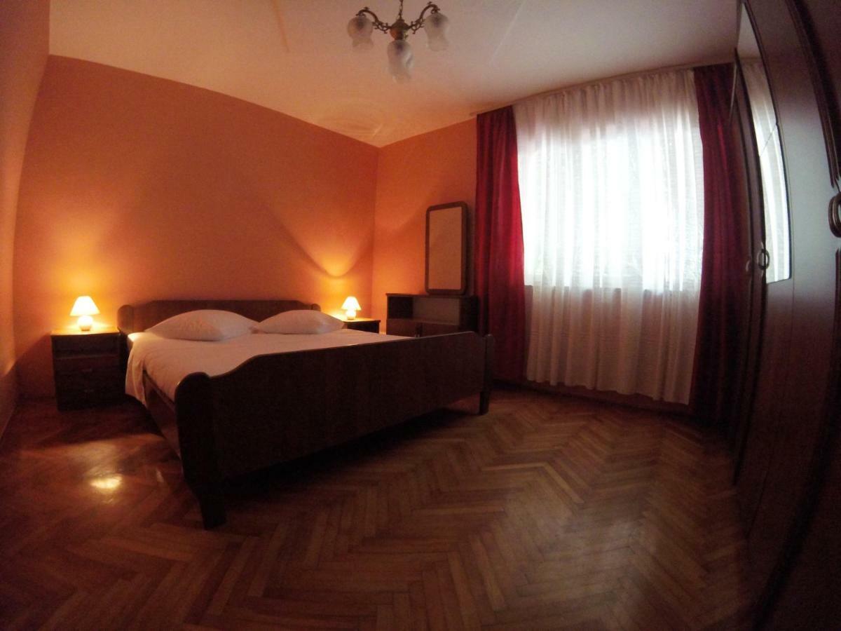 Apartments Olivera Supetarska Draga Kültér fotó